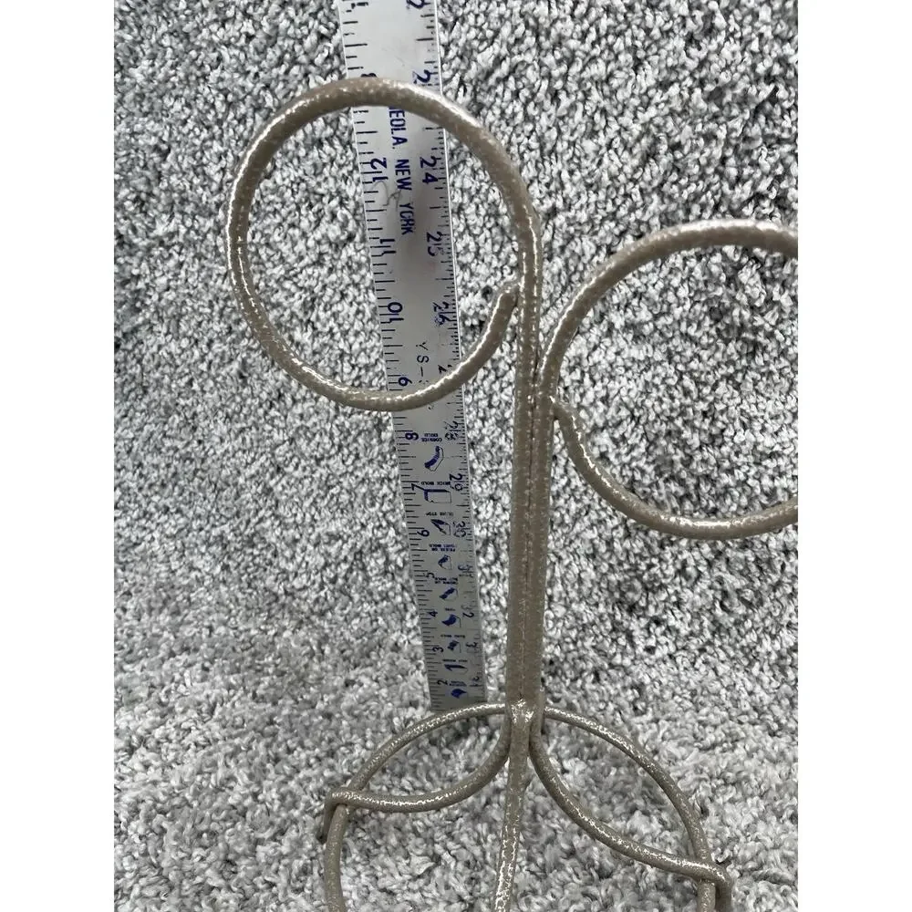 2 Ring Free Standing Coated Wrought Iron Towel Rack Preowned Home Decor